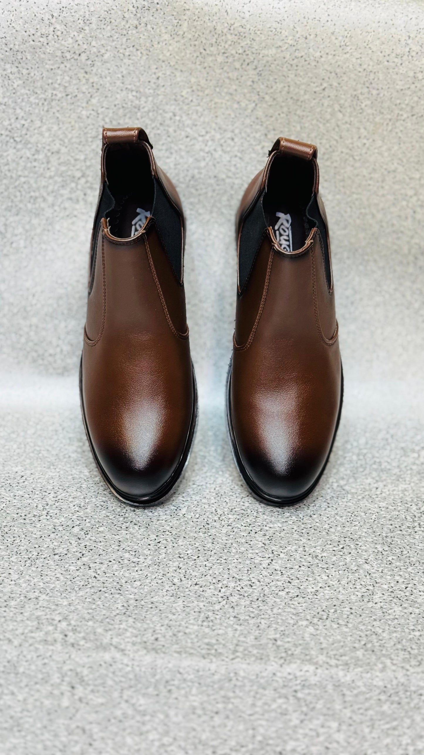 Italian Classic Brown Chelsea Boots – Premium Leather Finish